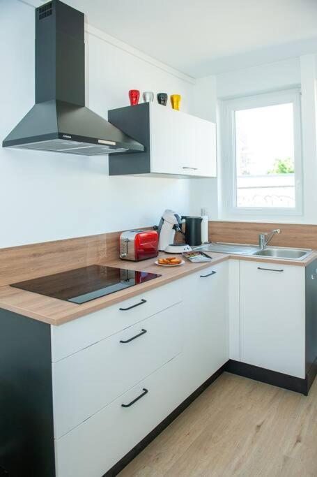 Appartement Proche Gare Routiere Fougères Exterior foto